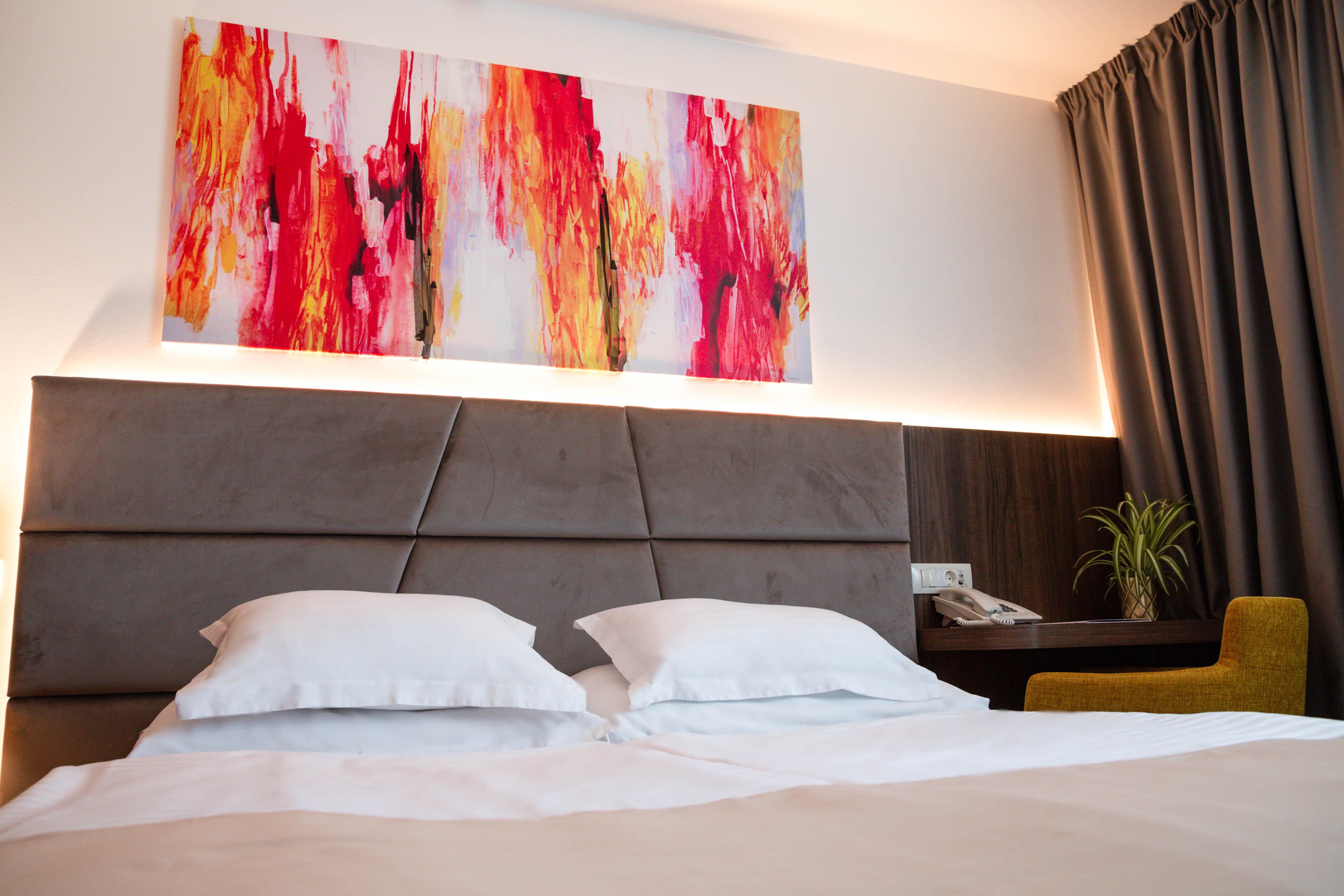 Paris Hotel 4*