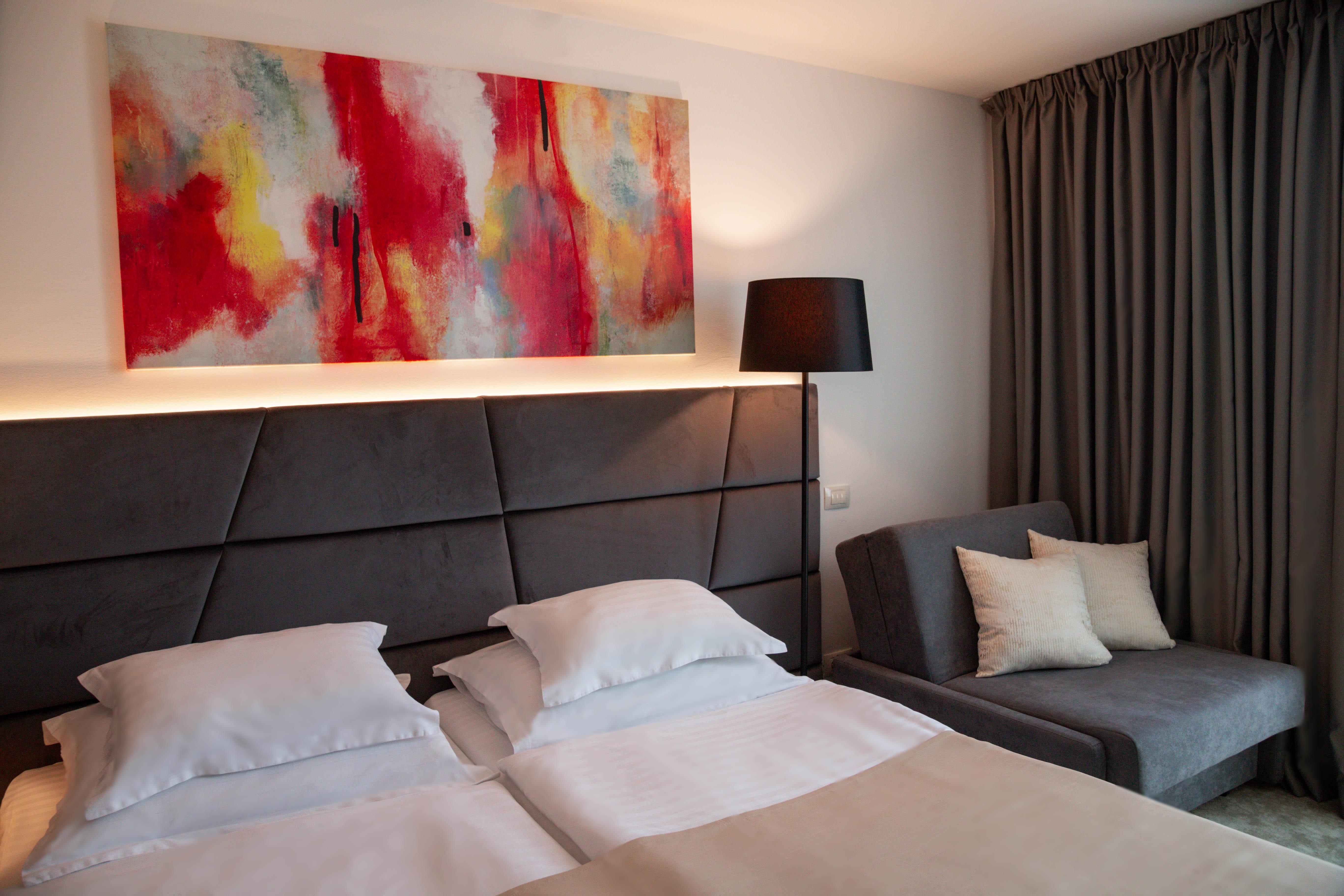 Paris Hotel 4*
